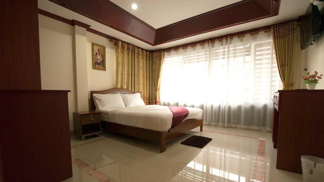 Bluebird Inn Pattaya Exteriér fotografie