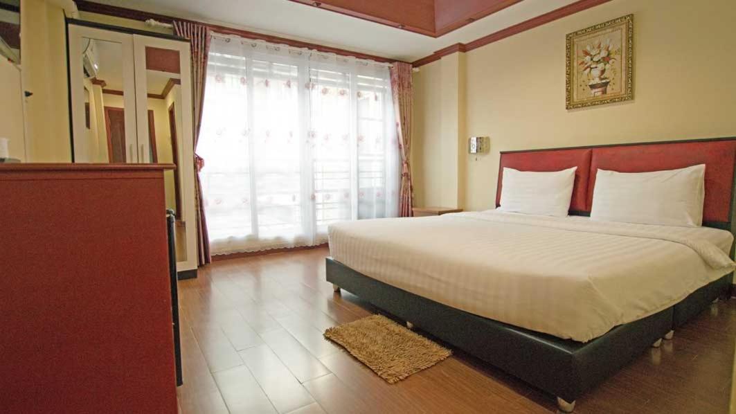 Bluebird Inn Pattaya Exteriér fotografie