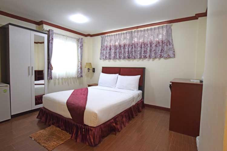 Bluebird Inn Pattaya Exteriér fotografie